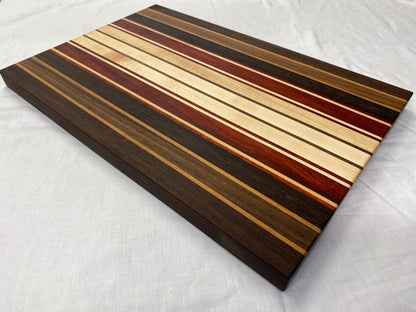 HW Signature Striped Cutting board